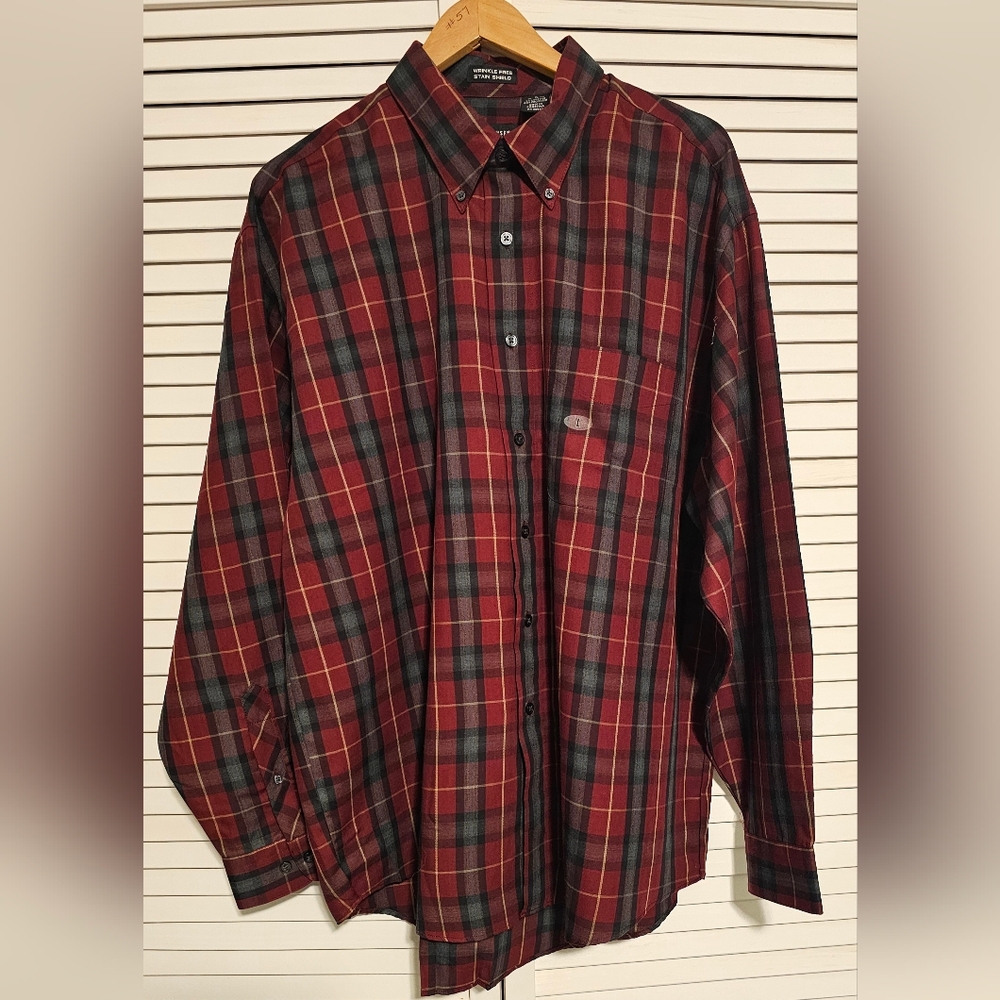 Van Heusen Plaid Button Down Mens Shirt Size L 16-16.5